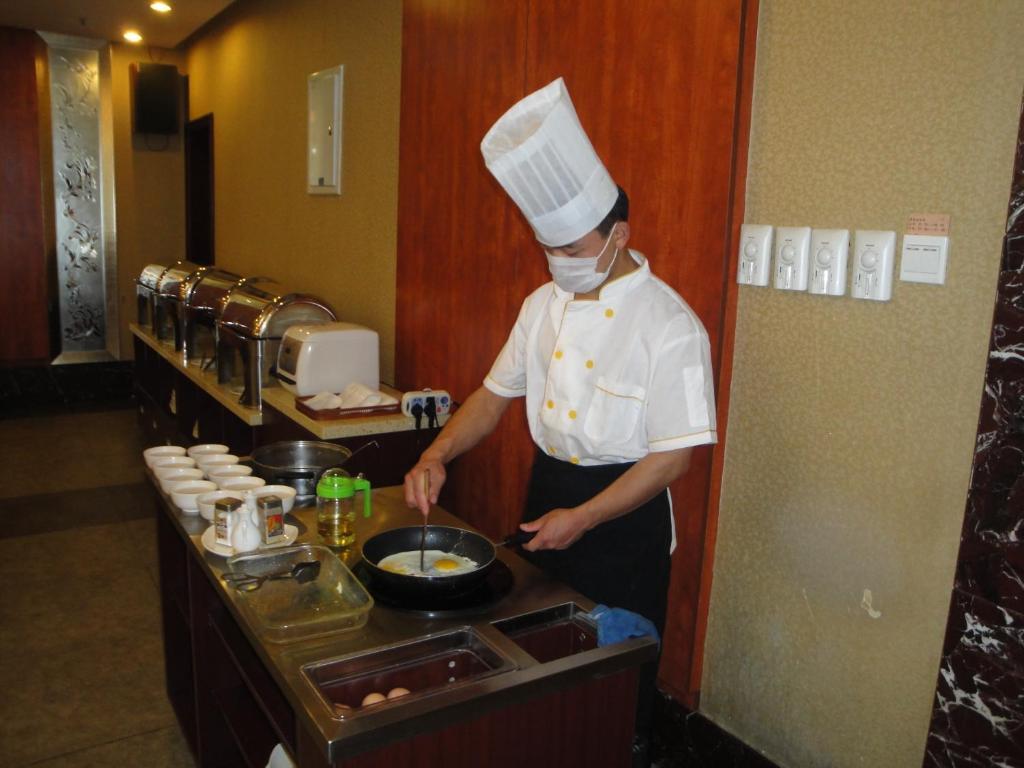 Overseas Chinese International Hotel Thanh Đảo Ngoại thất bức ảnh